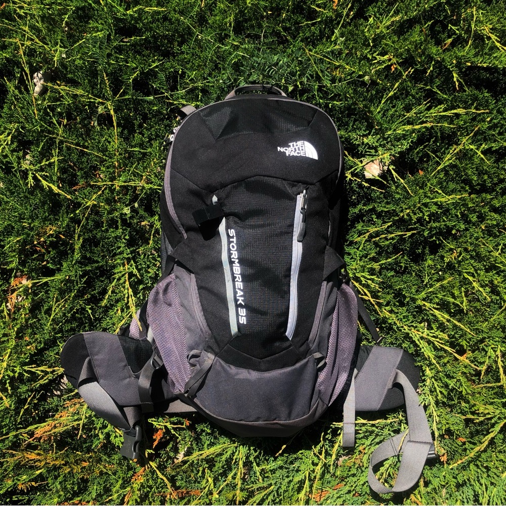 The north face stormbreak 35 Backpack
